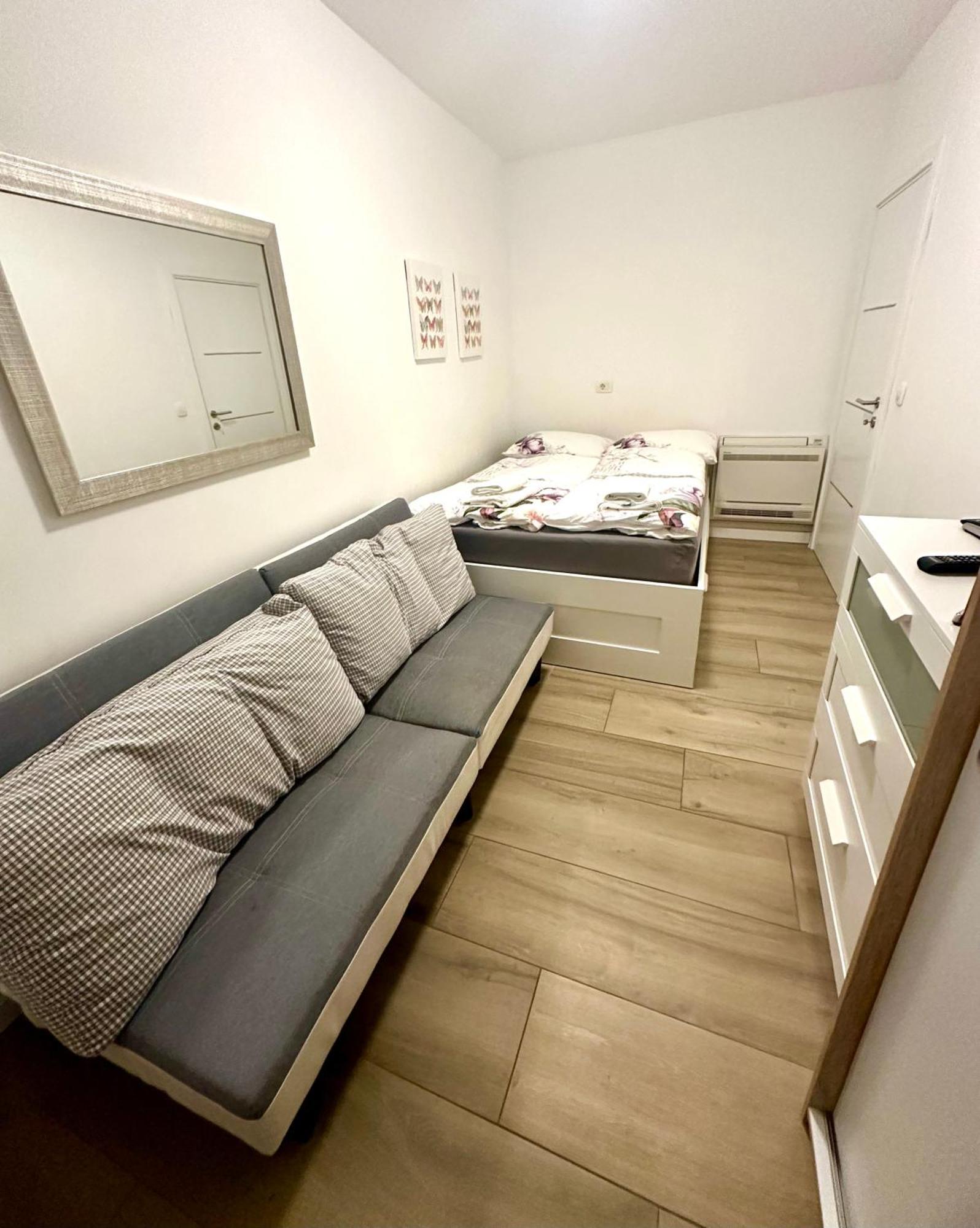 Nikola Apartmani Crikvenica Exterior photo